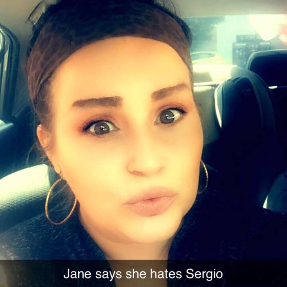 Meet your Posher, Crystal